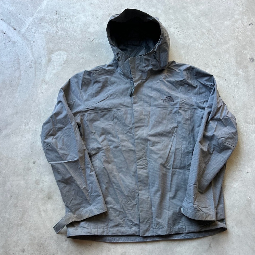 The North Face Mens XL Grey Ripstop Hooded Rain Jacket Full Zip Windbreaker